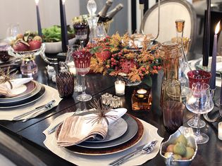 Jung Lee NY Thanksgiving tablescape