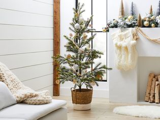 Scandinavian Christmas tree in a living room